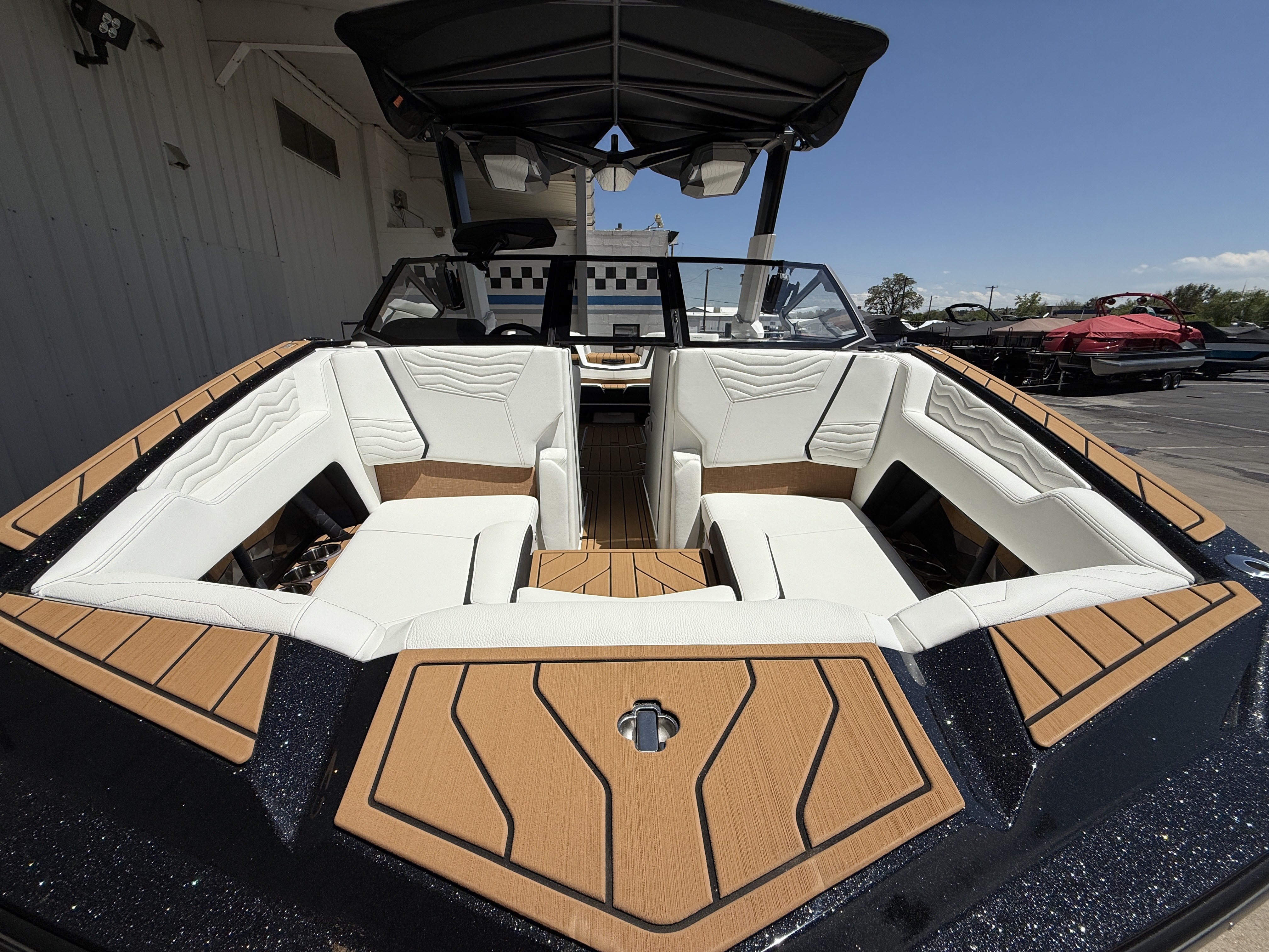 2025 G23 Nautique Icon